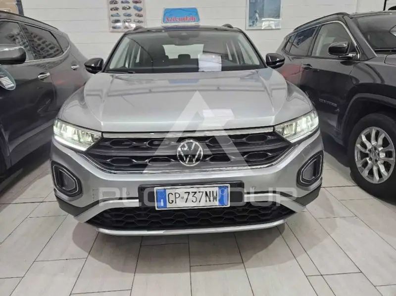 2023 Volkswagen T-Roc