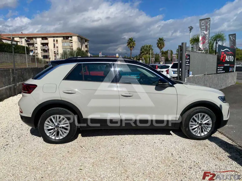 2023 Volkswagen T-Roc