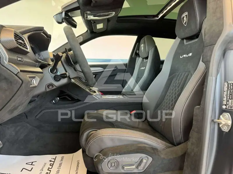 2023 Lamborghini Urus