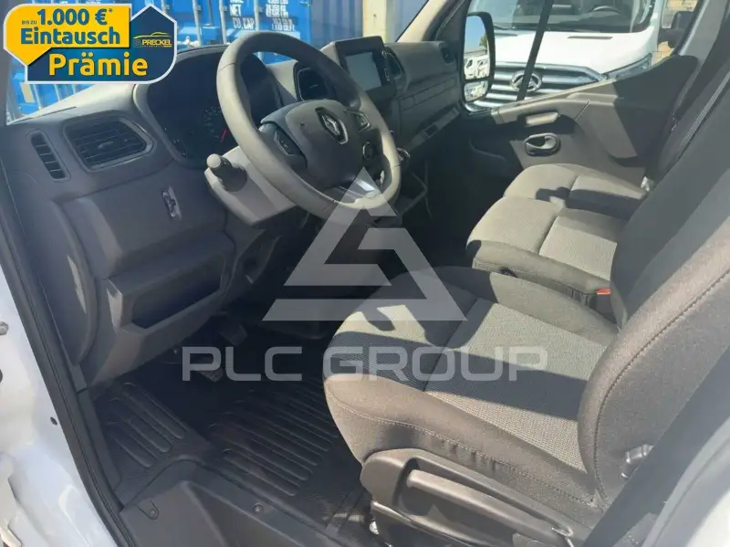 2023 Renault Master