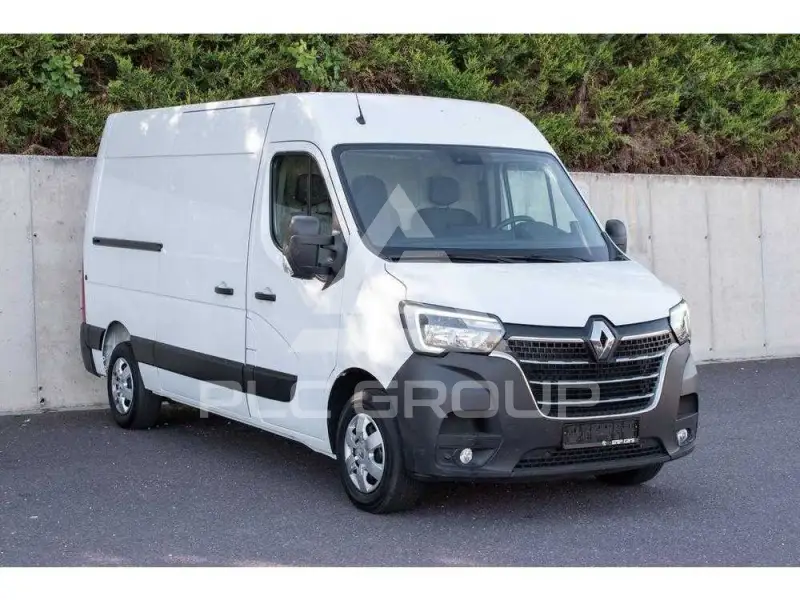 2023 Renault Master