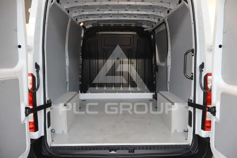 2023 Renault Master