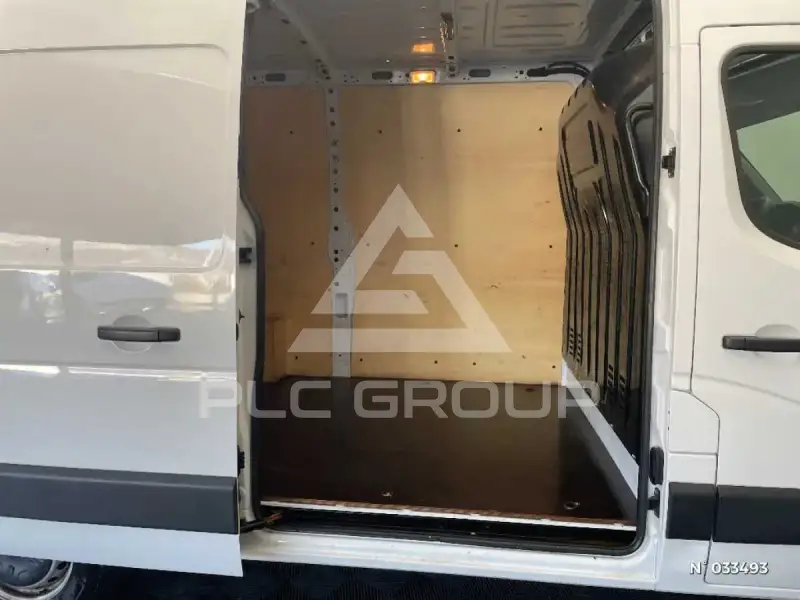 2023 Renault Master
