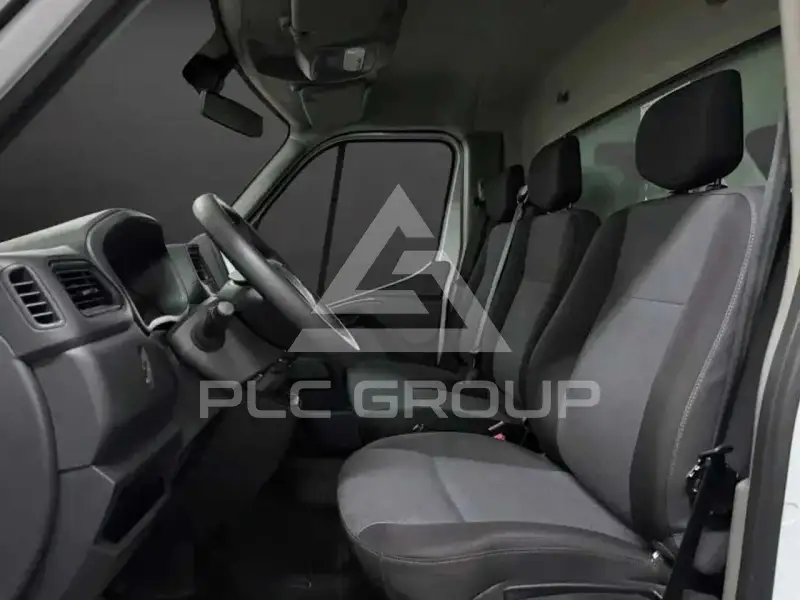 2023 Renault Master