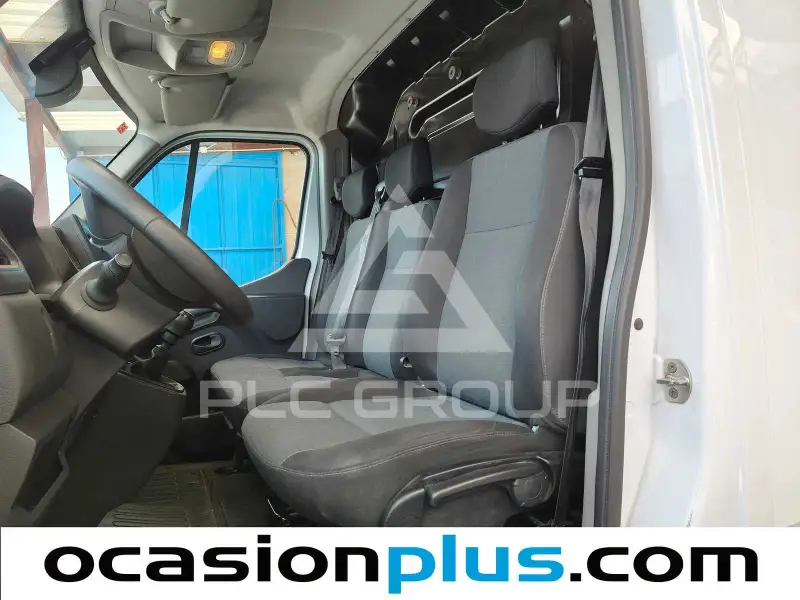 2023 Renault Master
