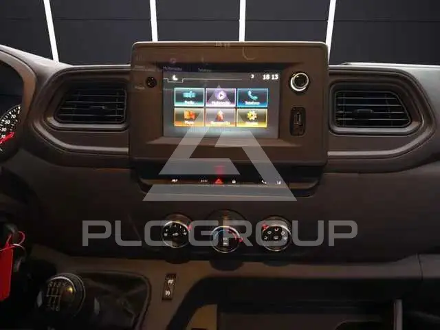 2023 Renault Master