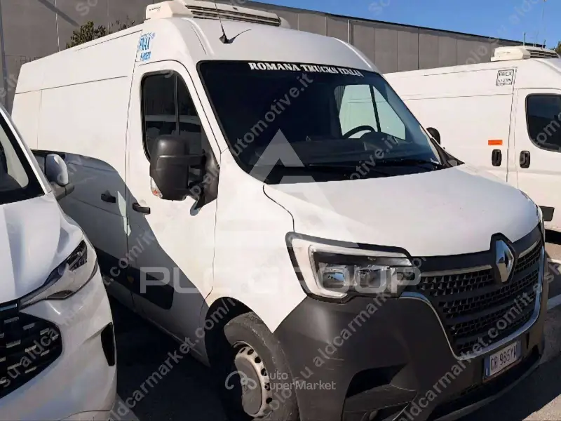 2023 Renault Master