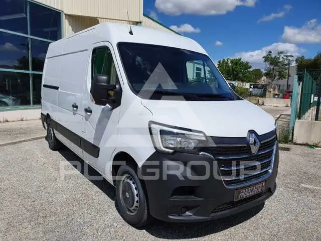 2023 Renault Master