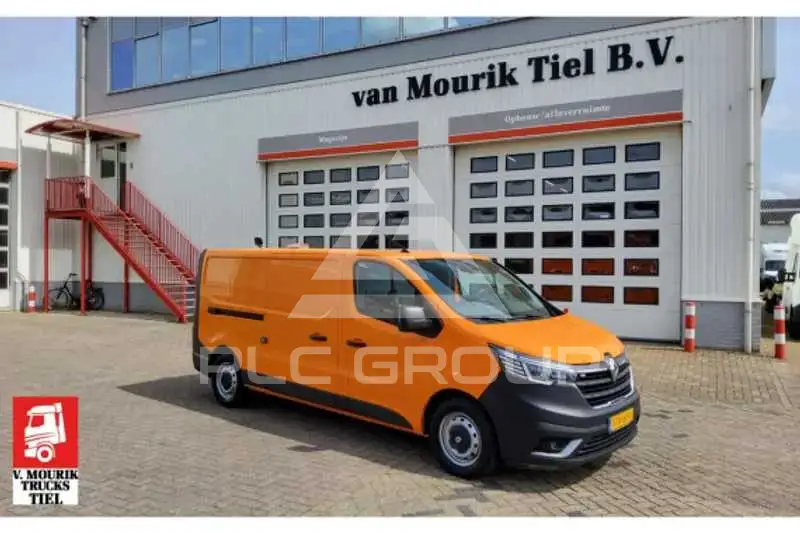 2023 Renault Trafic