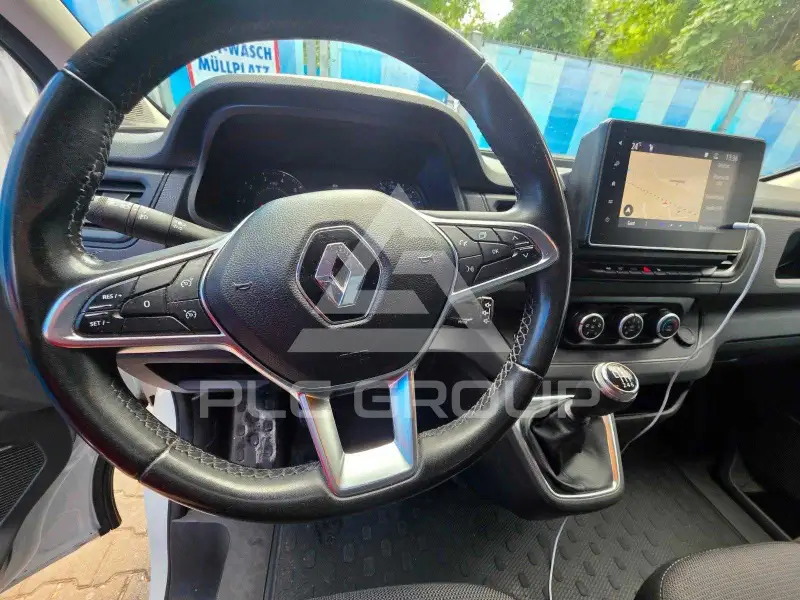 2023 Renault Trafic