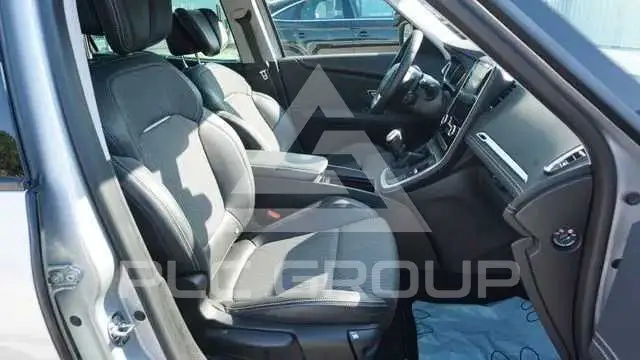 2023 Renault Grand Scenic