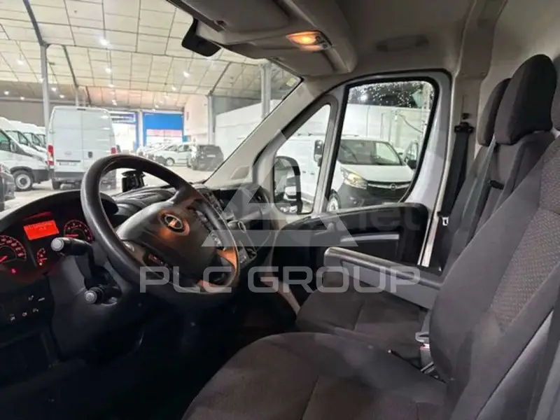 2023 Opel Movano