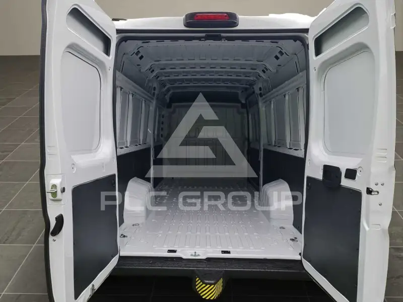 2023 Opel Movano