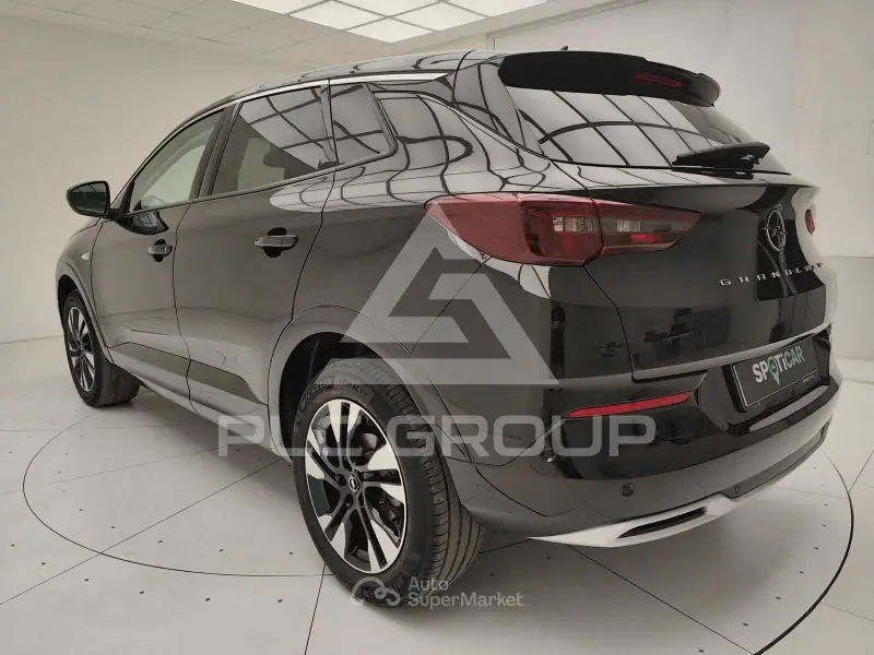2023 Opel GrandlandX