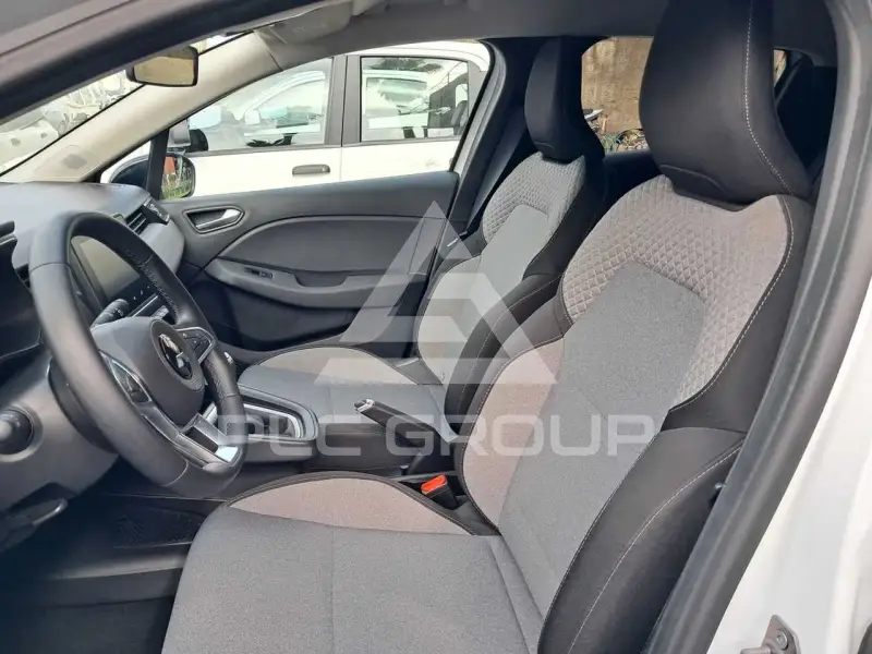 2024 Mitsubishi Colt