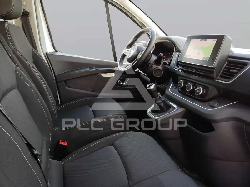 2024 Nissan Primastar