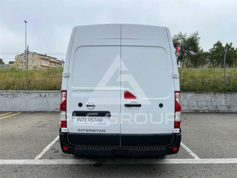 2024 Nissan Interstar