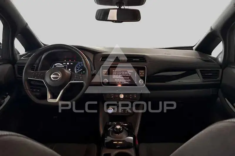 2024 Nissan LEAF