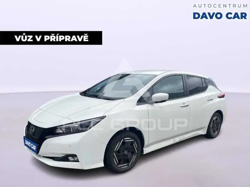 2024 Nissan LEAF