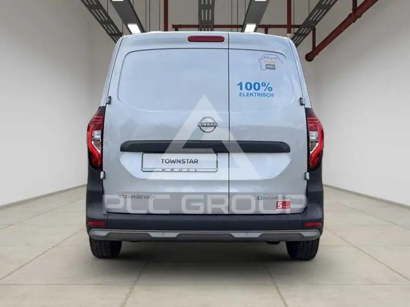 2024 Nissan TOWNSTAR