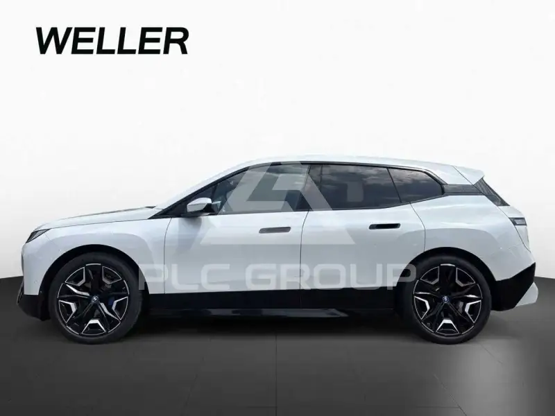 2024 BMW iX