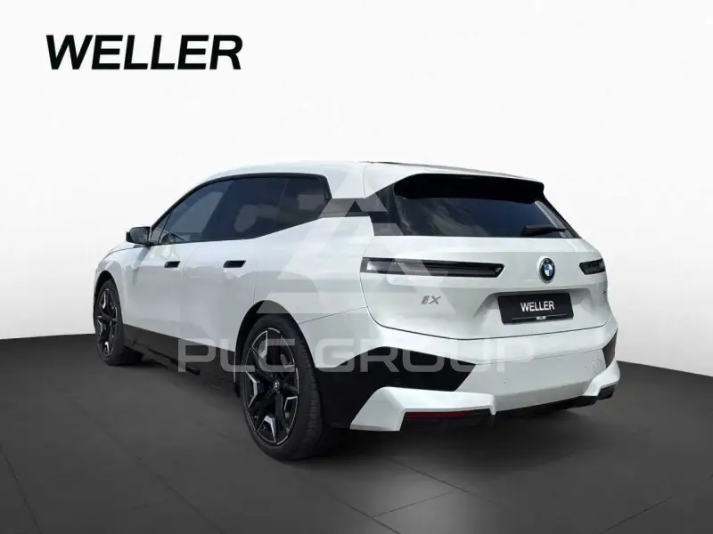 2024 BMW iX