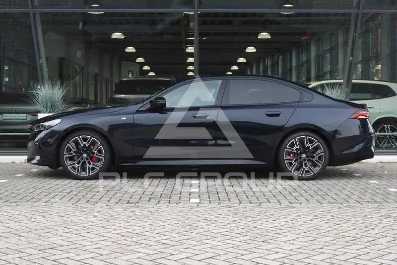 2024 BMW I5
