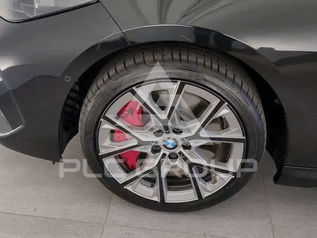 2024 BMW 218
