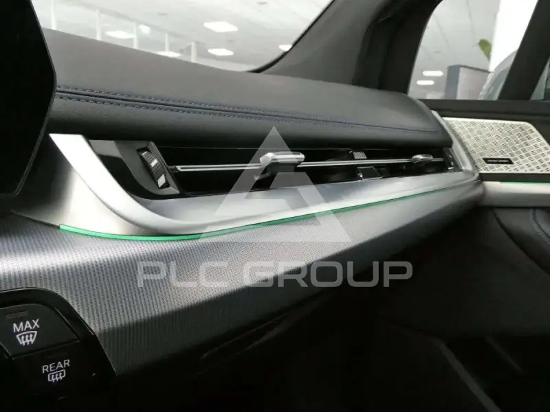 2024 BMW 218