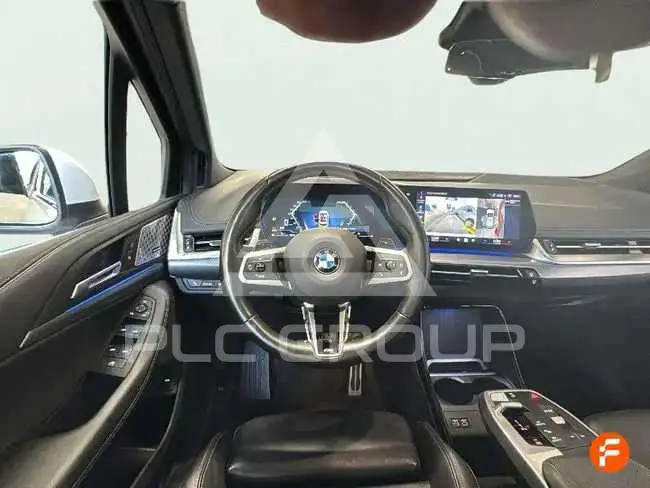 2024 BMW 218