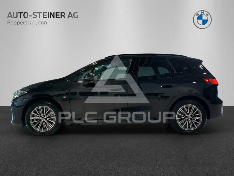 2024 BMW 218