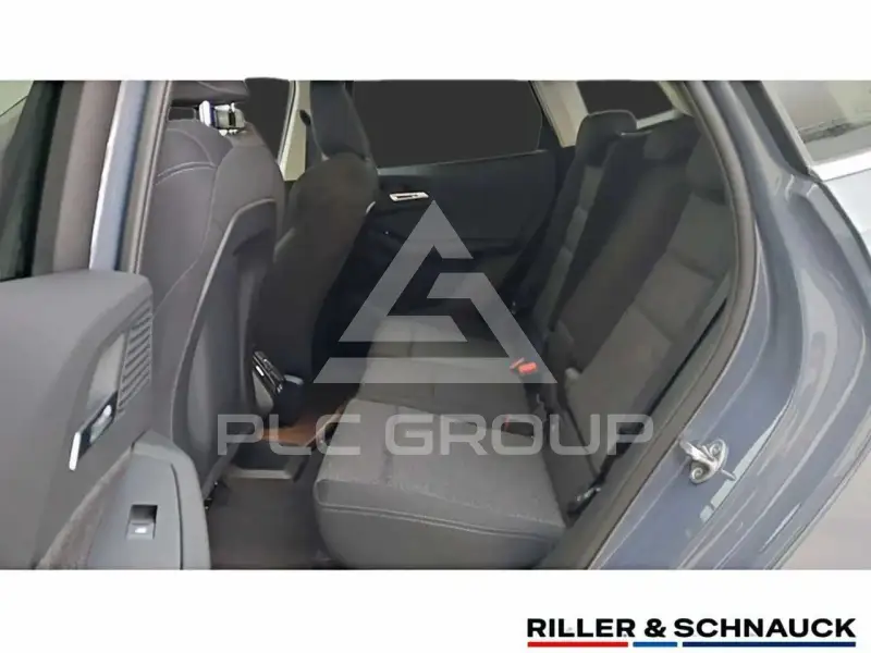 2024 BMW 218