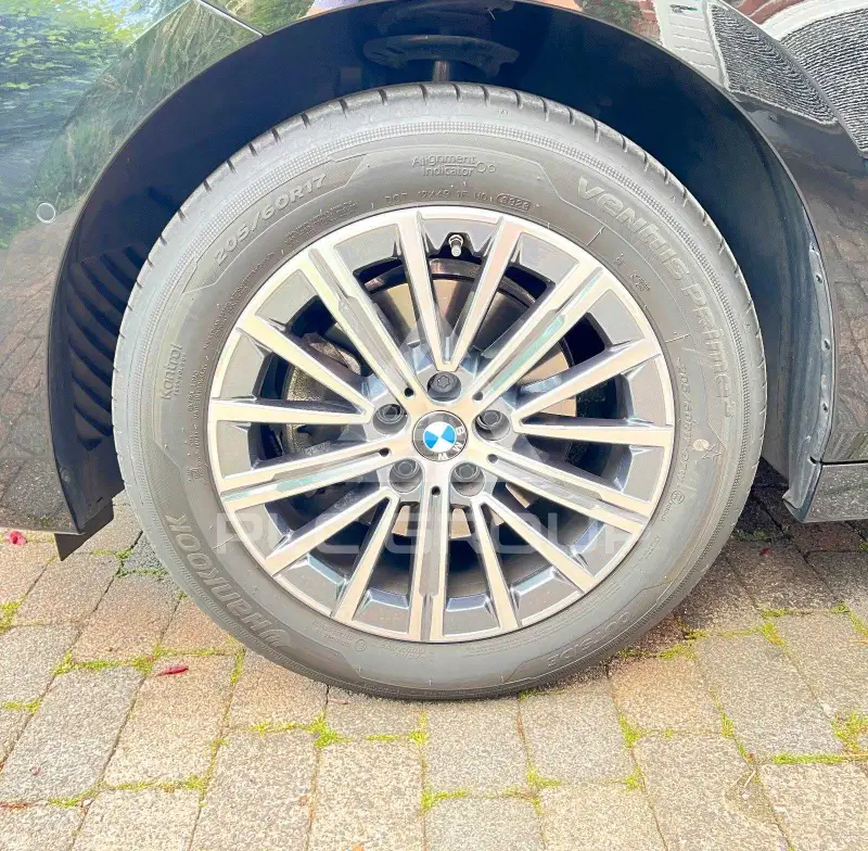 2024 BMW 218