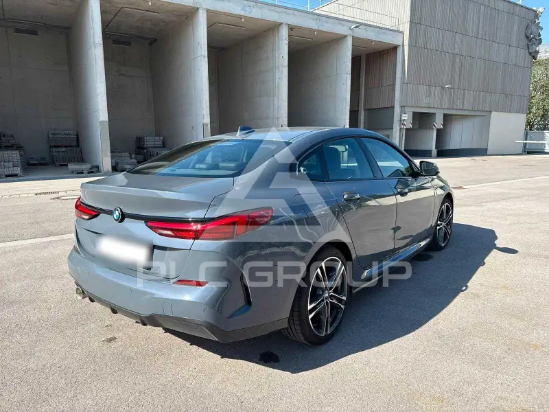 2024 BMW 218