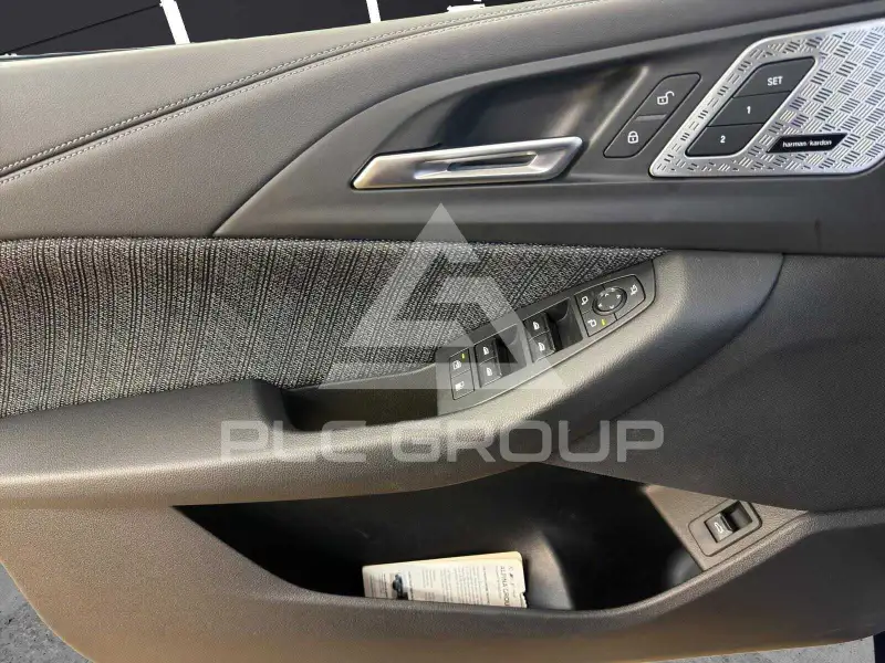 2024 BMW 218