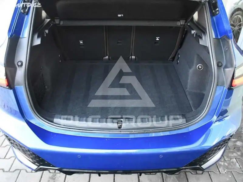 2024 BMW 218