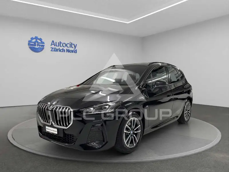 2024 BMW 218