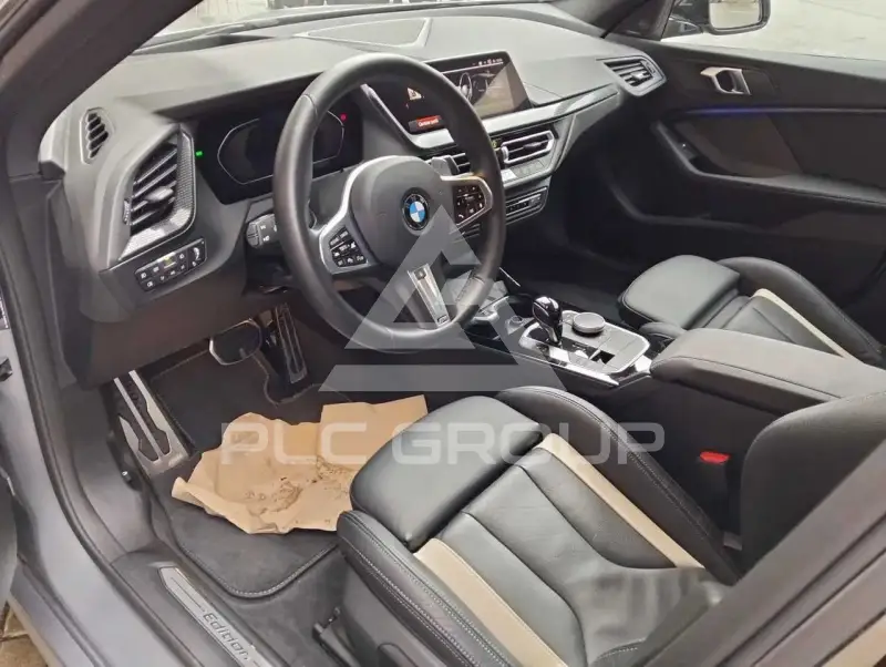2024 BMW 218