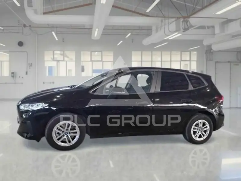 2024 BMW 218