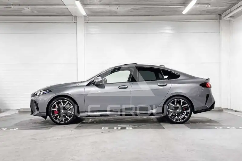 2024 BMW 218