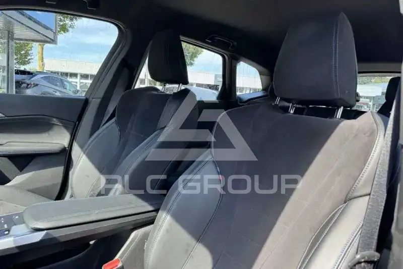 2024 BMW 218
