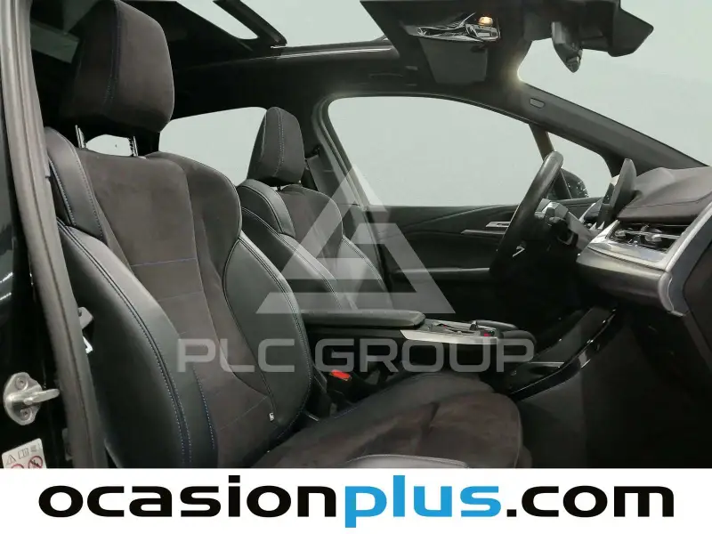 2024 BMW 218
