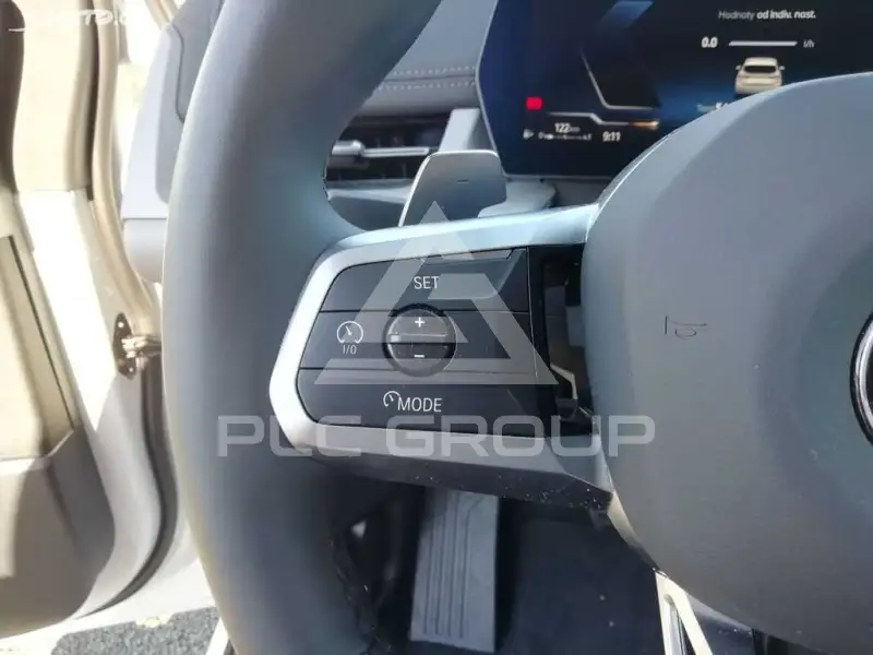 2024 BMW 218