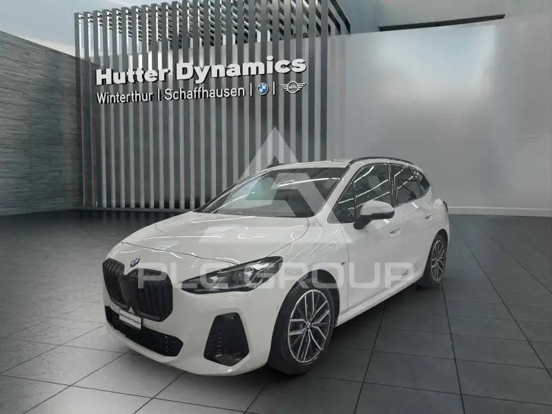 2024 BMW 218