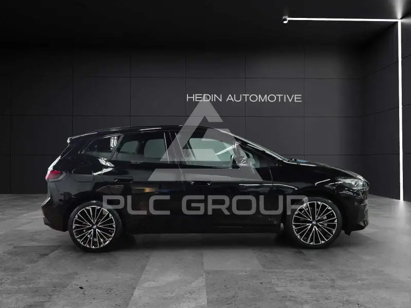2024 BMW 218