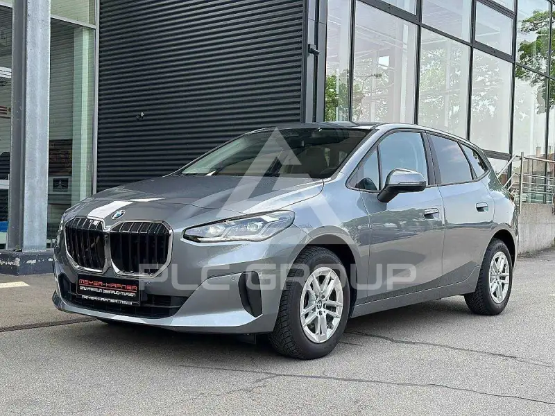 2024 BMW 218