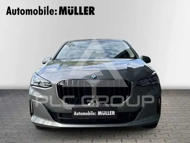 2024 BMW 218