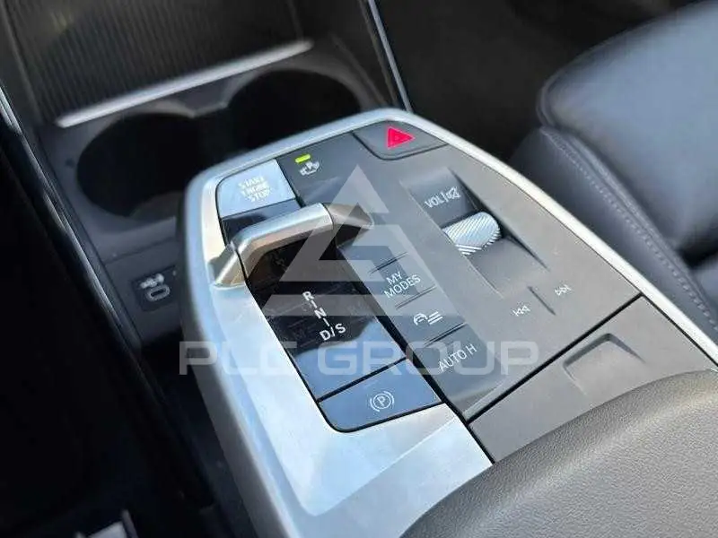 2024 BMW 218