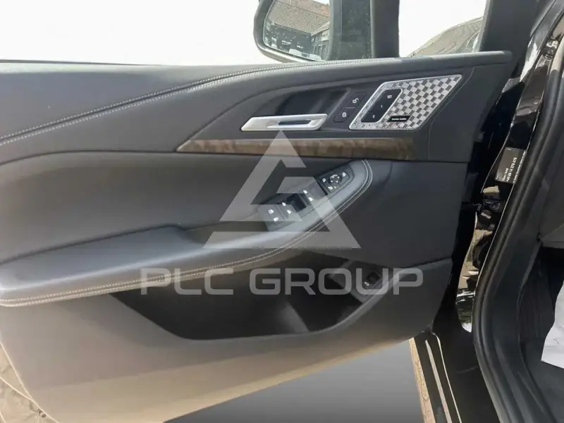 2024 BMW 218