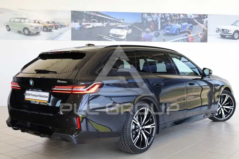 2024 BMW 523